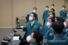 윤 대통령, 초강력 태풍 피해 우려···대응태세 점검에 집중