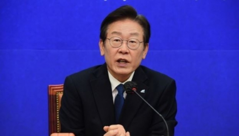 이재명 &quot;전투화 예산 삭감 황당···초부자감세 반드시 막을 것&quot;