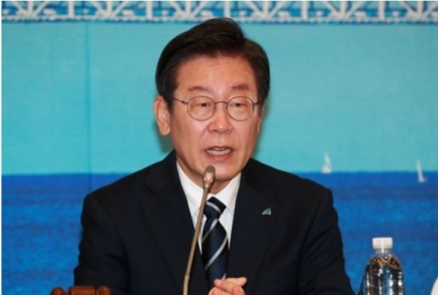 이재명 &quot;초부자 감세·서민 예산 삭감 저지···국정 난맥상 보여 우려&quot;