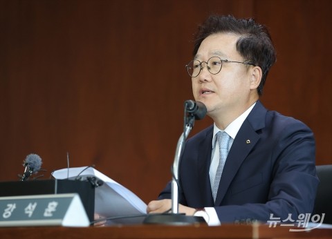 강석훈 산업은행 회장 &quot;채안펀드로 자금경색 국면 대응&quot;