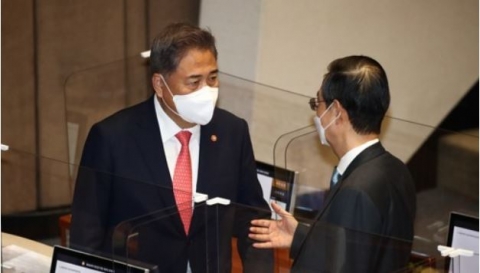 박진 외교장관 해임건의안, 국민의힘 반발 속 국회 본회의 통과