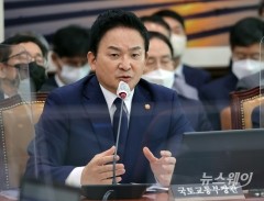 [NW포토]언성 높여 답변하는 원희룡 국토부 장관