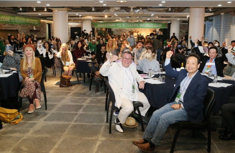 세계 음악으로 물든 '버스커즈 월드컵' 청신호
