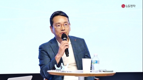 조주완, 'F·U·N 경험' 논의···LG전자, InsightX 행사 개최