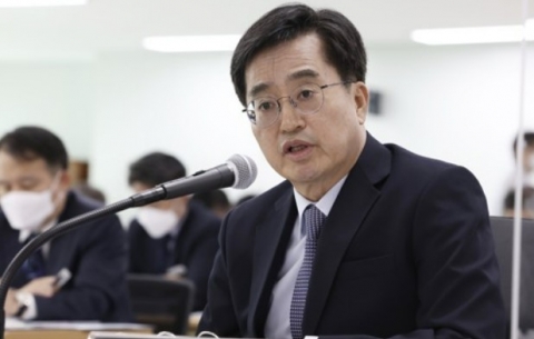 김동연 경기도지사 &quot;전세사기 피해자 전임 상담제 검토&quot;