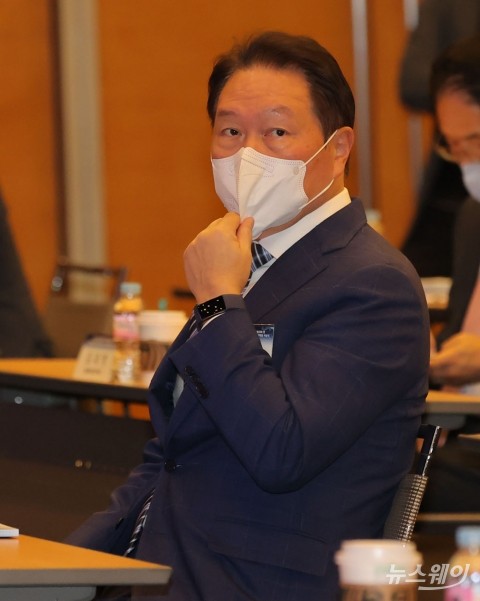 최태원, 불출석 사유서 제출에···국회, '동행명령' 경고