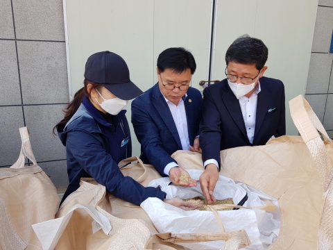 농협광주본부, 공공비축미곡 건조벼 첫 수매현장 방문