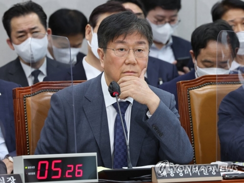 김대기 &quot;이태원 참사 후 시민단체 동향, 유출 경위 조사 안 해&quot;