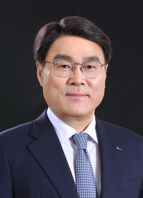  최정우 차기 회장도 키운다
