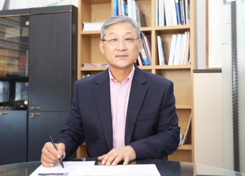 이경호 중흥토건 대표, 내년 실적이 연임 관건