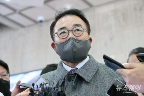 새 수장 맞은 신한금융···他금융그룹 CEO 교체 신호탄