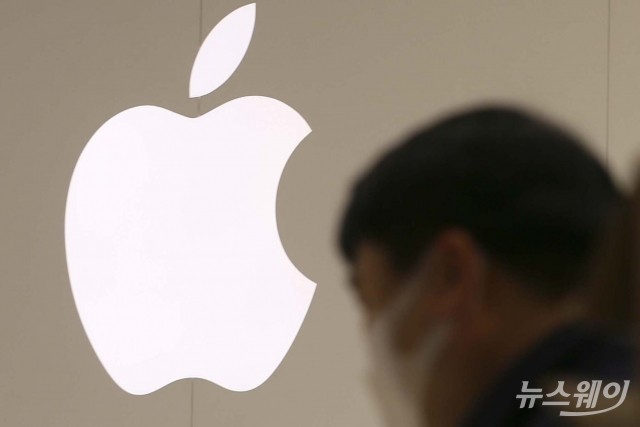 "中 공무원 아이폰 사용 금지"···애플 주가 급락