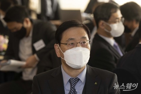 윤영준 현대건설 대표 &quot;조직문화와 체질 개선 중점 과제&quot;