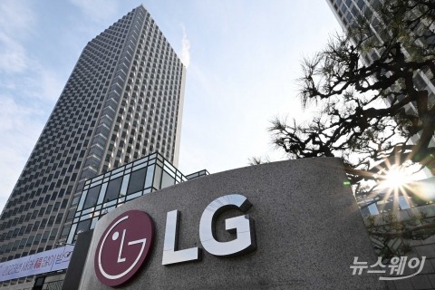 LG전자, 2분기 '어닝쇼크'···관세·비용 등 악재(종합)