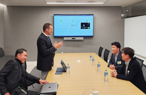 함영주 하나금융 회장, 구글·엔비디아 방문 &quot;현실 안주 말고 도전해야&quot;