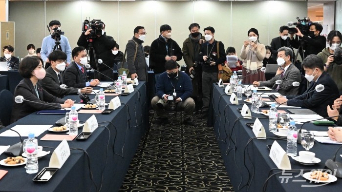 중소기업 R&D 제도 혁신 방안 간담회가 12일 오전 서울 중구 한국프레스센터에서 열리고 있다. 사진=강민석 기자 kms@newsway.co.kr