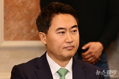 규제 압박에 뭉치는 PEF업계···협의회 대신 '연합회' 띄운다