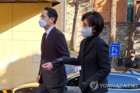 대기업 오너일가 주식담보대출 5조원 넘어···대출액 1위 홍라희