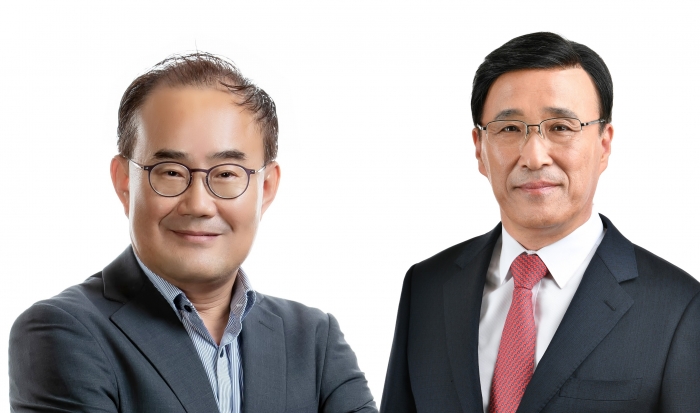 (왼쪽부터) 김용화 신임 연구개발본부장, 박정국 사장. 사진=현대차그룹 제공