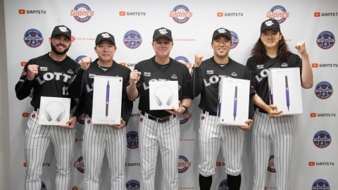 신동빈 회장, 9연승 롯데 자이언츠에 '통 큰 격려품' 쐈다