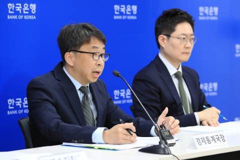 경상수지 3개월 연속 적자는 피했지만···1분기 적자만 44억6천만달러
