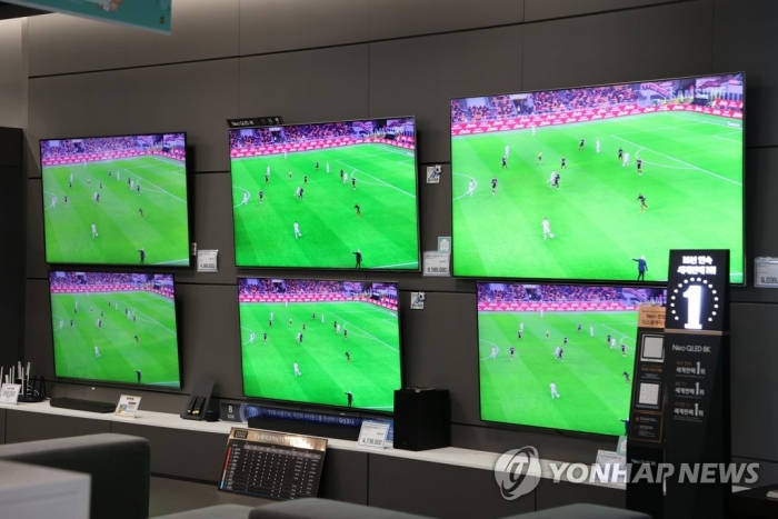 LCD TV 패널 가격이 2분기 평균 12% 상승할 전망이다. 사진=연합뉴스 제공