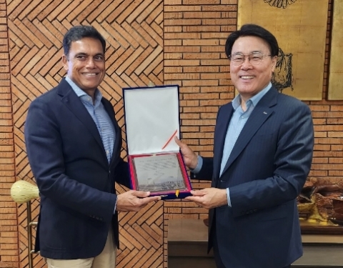 최정우 회장-사쟌 진달 JSW 회장 회동···미래 협력 강화 논의