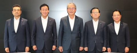 임종룡 우리금융 회장, 행장 후보와 간담회···&quot;선의의 경쟁 마치고 원팀으로&quot;