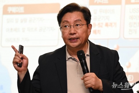 홍익희 교수 &quot;화폐혁명 변곡점에서 변화의 흐름 앞장서야&quot;