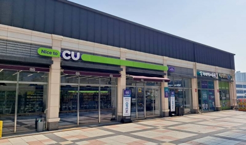 생활 밀착형 플랫폼으로···'금융 특화 점포' 확대하는 편의점