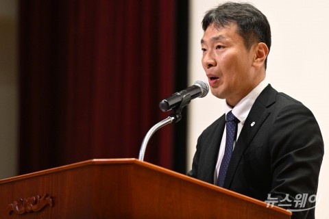 이복현 금감원장 &quot;이권 카르텔 문제 해결할 것&quot;