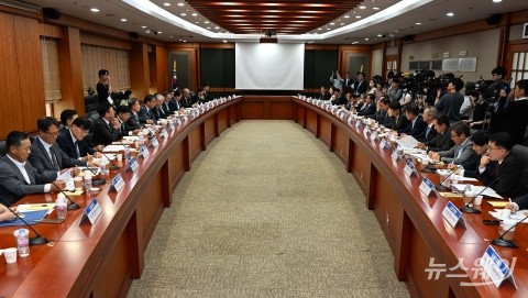 금융감독원, 증권사 대표 불러 '불건전 영업 관행' 강력 비판