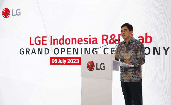 박형세 LG전자 HE사업본부장이 6일 인도네시아 현지에서 진행된 R&D 법인 개소식에서 연설을 하고 있다. 사진=LG전자 제공