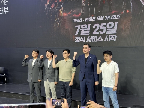 '중세풍 MMO' 편견 깬 '아레스'···카겜 &quot;액션·BM·세계관 차별화&quot;