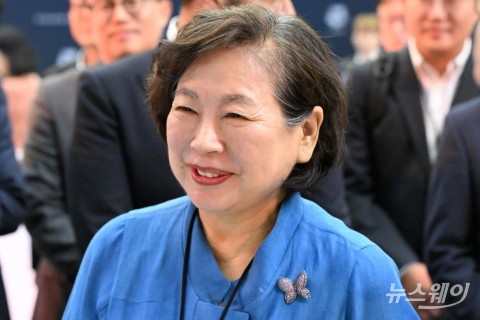 현정은 회장, 현대그룹 계열사·협력사 6300명에 삼계탕 선물