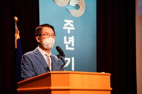 교보생명 65주년···신창재 &quot;회색 코뿔소 온다, 혁신으로 위기 극복&quot;