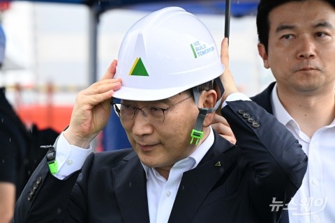 연임 성공한 윤영준 현대건설 대표···헤쳐나갈 숙제도 만만찮네