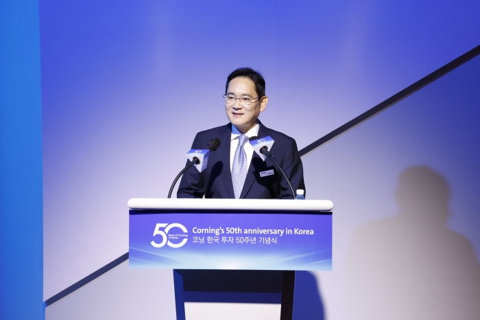 이재용 삼성전자 회장이 1일 열린 코닝 한국 투자 50주년 기념식에 참석해 인사말을 하고 있다. 사진=코닝 제공