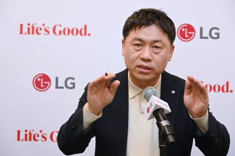 상반기 18억···LG전자 류재철 본부장, 조주완 사장도 넘었다