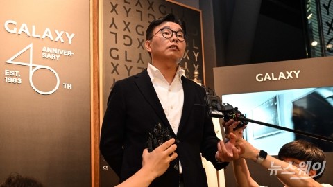 40돌 맞은 '갤럭시'···'남성복 미래'에 앞장서다