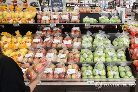 정부, 사과·배 값 강세 지속에 수입과일 더 들여온다