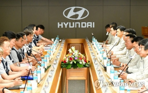현대차 노사, 기본급 4.8% 인상 잠정합의···5년 연속 무분규 기록 세우나(종합)