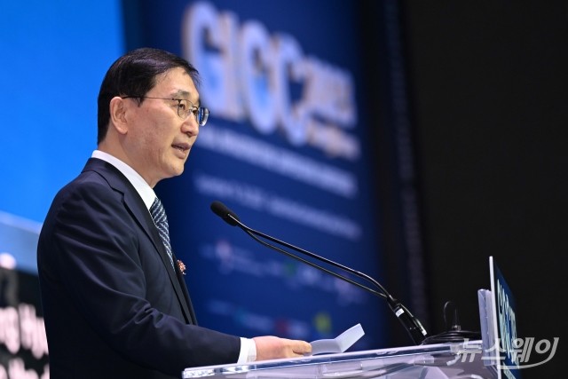 '2023 GICC' 축사 전하는 윤영준 현대건설 대표