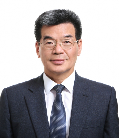 가삼현 HD한국조선해양 부회장, 조선해양의 날 '은탄산업훈장' 수훈