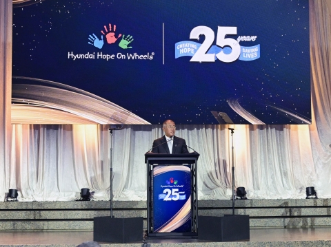 정의선 회장, '호프 온 휠스' 25주년 행사 참여···&quot;소아암 환자에 희망을&quot;
