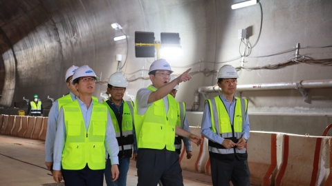 이재용, 10년째 이어진 '명절 현장 경영'···글로벌 광폭 행보(종합)