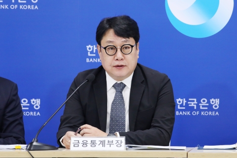 '불황형 흑자' 가속화···韓, 내년 성장률 '흔들'