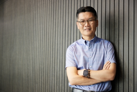 엘앤에프, 1분기 영업손실 2038억원···2분기 연속 적자