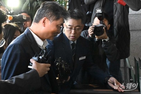 &quot;시세조종 혐의&quot; 檢, 카카오 판교 아지트 압수수색