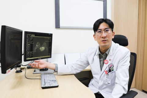&quot;유방암 환자 약 50% 항암치료 불필요&quot;